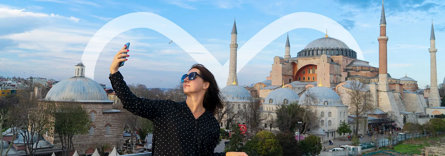 banner-exploring-istanbul-from-hagia-sophia-1